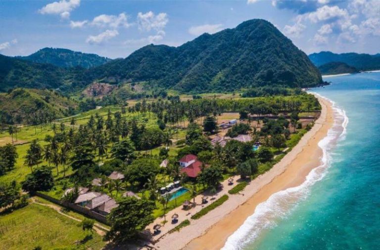{"id":70,"url":"files\/article\/thumbnails\/01JVKZZ5VA7G0GCDHVDFS02319.jpg","name":"Lirik Peluang Investasi di Lombok","type":"thumbnails","created_at":"2025-05-19T09:03:29.000000Z","updated_at":"2025-05-19T09:03:29.000000Z","property_id":null,"project_id":null,"article_id":21}